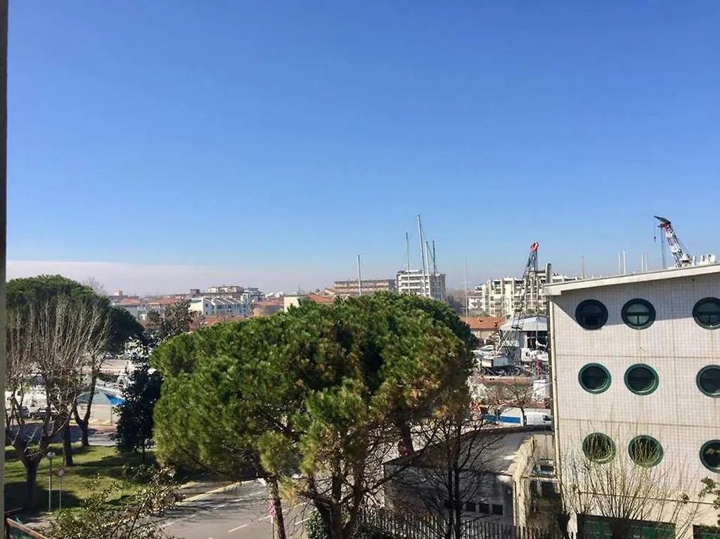 Apartment Viale Flavio Gioia Rimini 0*,